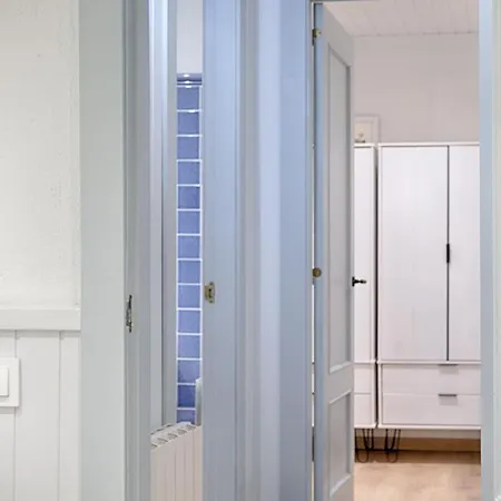 בקתה Saplan Real Estate Montcorbison