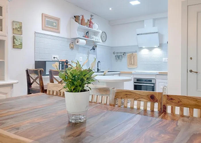 Saplan Real Estate Montcorbison Alpesi faház *